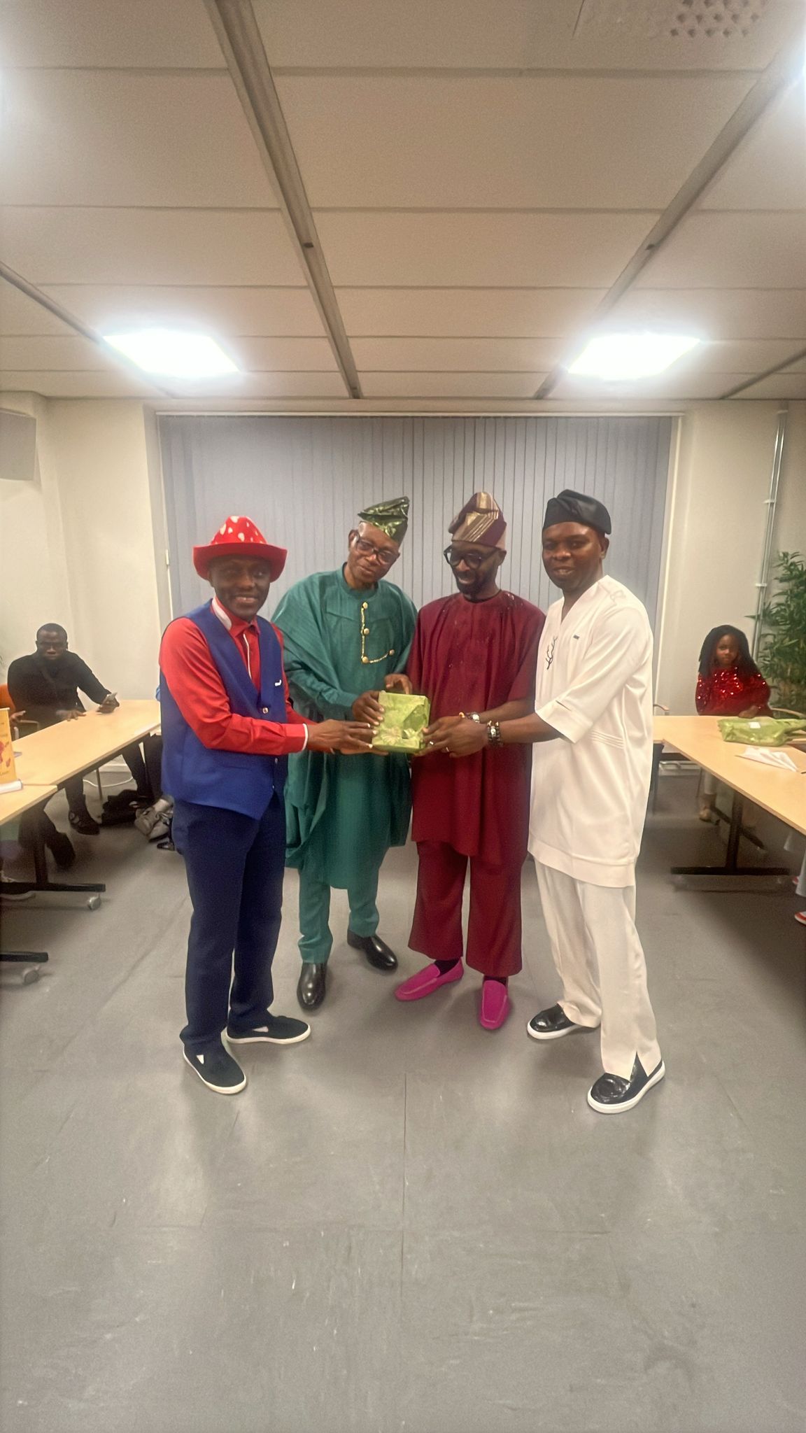 WhatsApp Image 2025-12-20 at 19.01.52